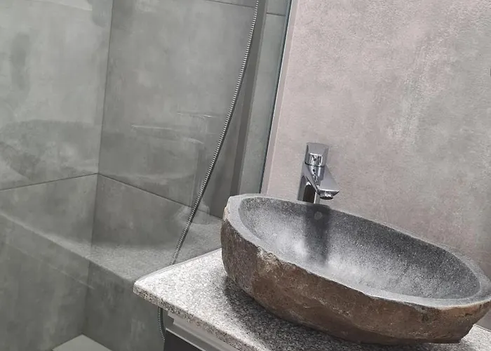 Ella * كونستانتا